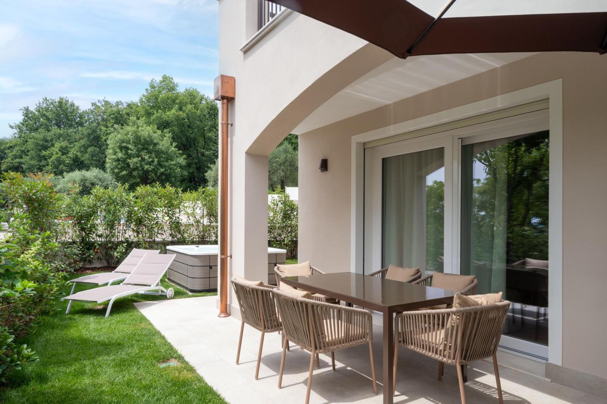 Villa Silvia Apartments San Felice del Benaco Dış mekan fotoğraf