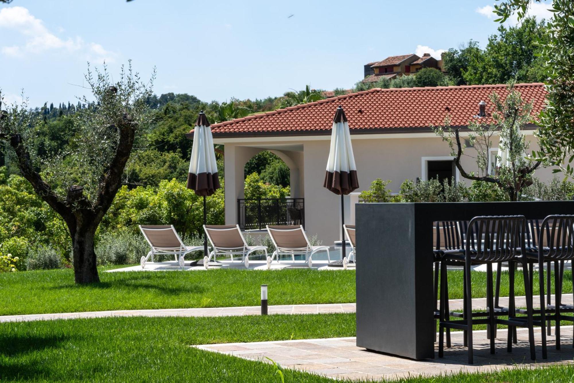 Villa Silvia Apartments San Felice del Benaco Dış mekan fotoğraf